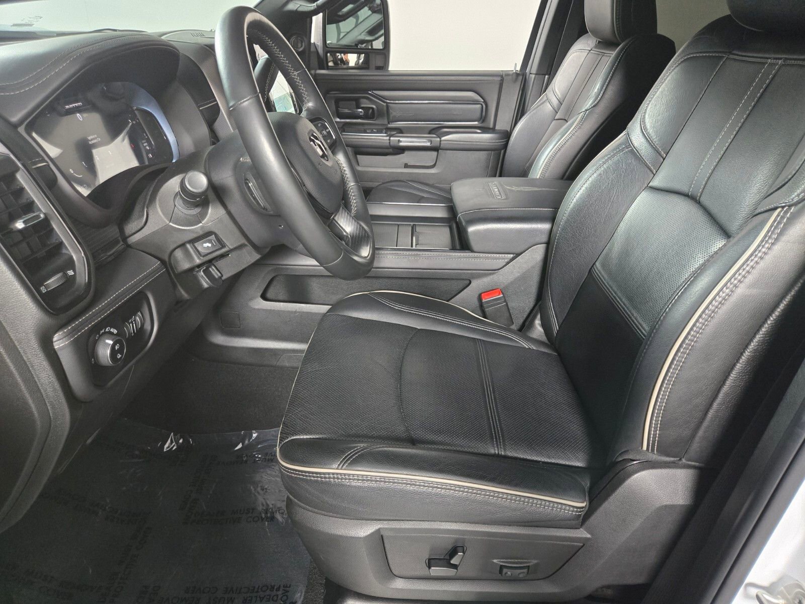 Used 2024 RAM 3500 Limited image 11