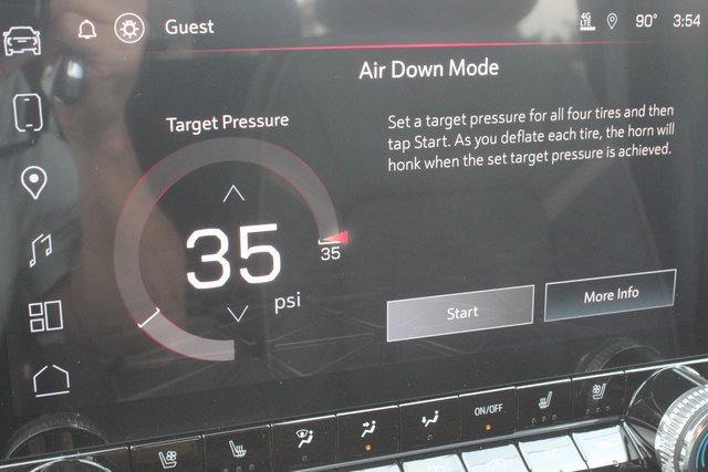 New 2026 GMC Canyon Denali w/ LPO, Denali Black Edition image 43