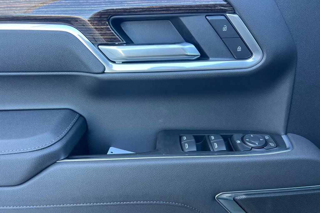 New 2026 GMC Sierra 1500 SLE AWD/4WD image 8