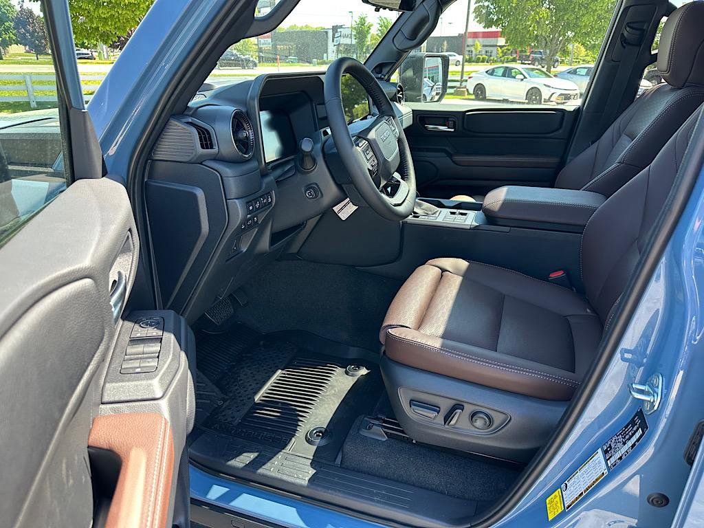 New 2026 Toyota Land Cruiser AWD/4WD image 7