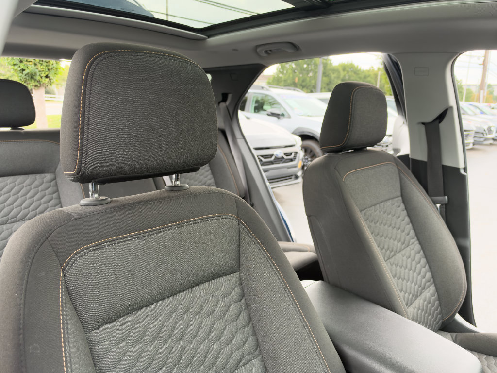 Used 2019 Chevrolet Equinox LT AWD/4WD image 14