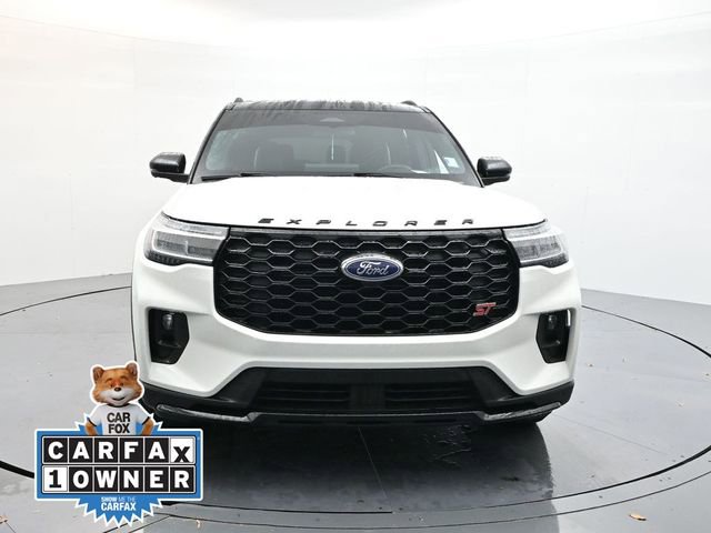 Used 2025 Ford Explorer ST video 2