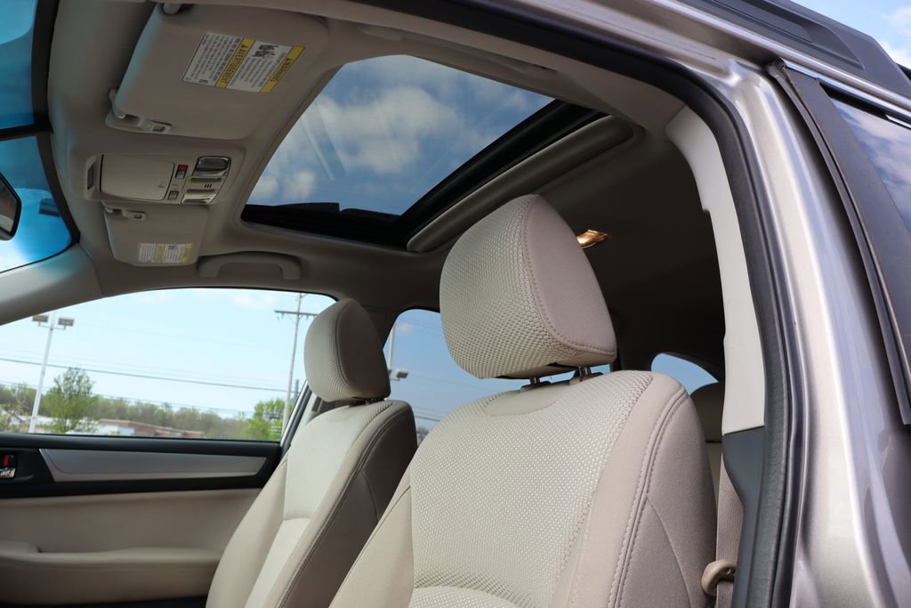 Used 2017 Subaru Outback 2.5i Premium AWD/4WD image 24