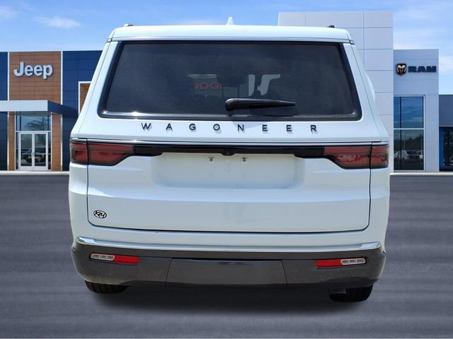 Used 2022 Jeep Wagoneer Series III w/ Premium Group I AWD/4WD image 4