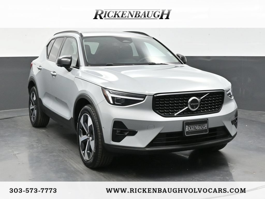 Used 2026 Volvo XC40 B5 Plus