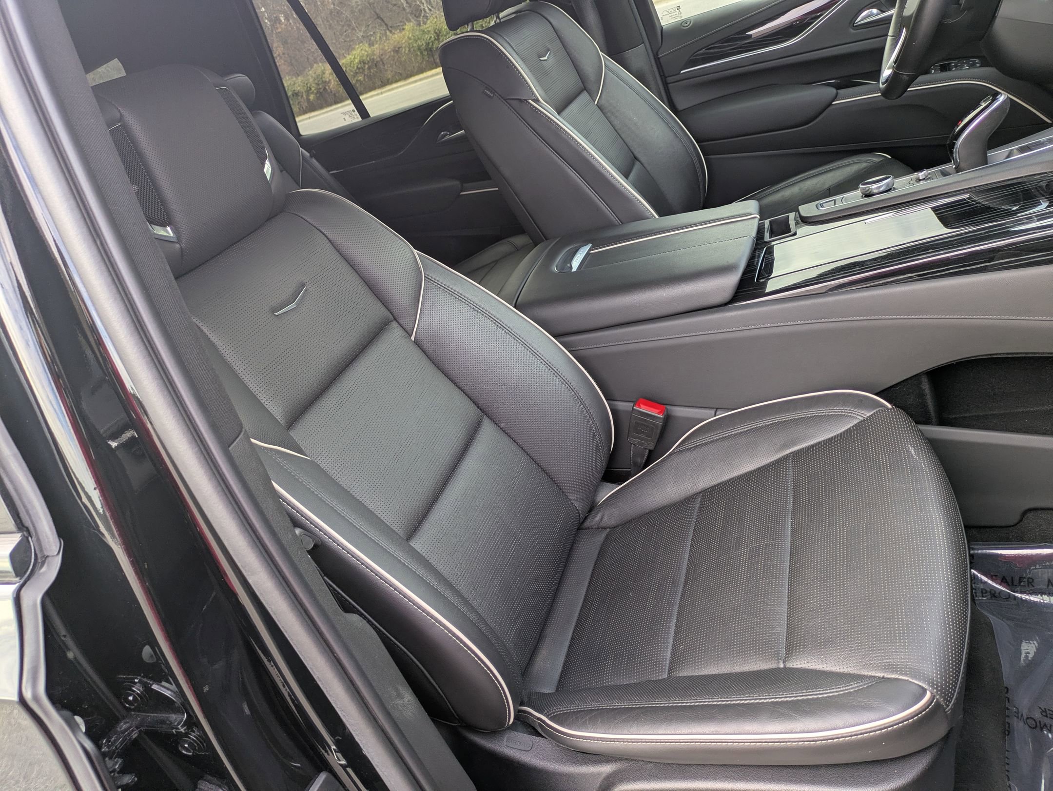 Used 2021 Cadillac Escalade Sport w/ Driver Assist Tech Package image 31