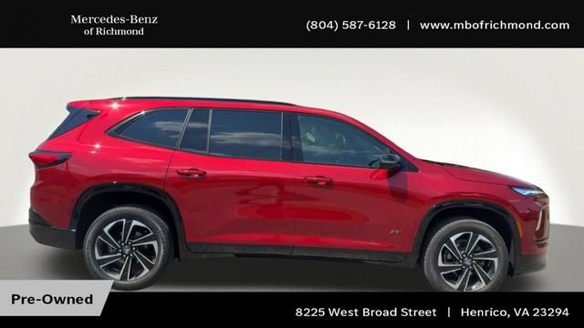 Used 2025 Buick Enclave Sport Touring w/ Power Package FWD image 3
