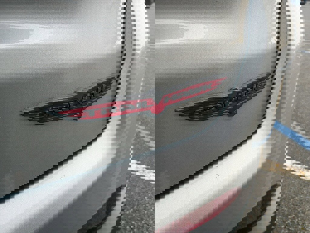 New 2026 Jeep Compass Trailhawk w/ Sun, Sound & Navigation Group image 24