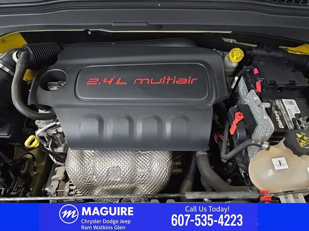 Used 2015 Jeep Renegade Trailhawk w/ Premium Leather Group AWD/4WD image 15