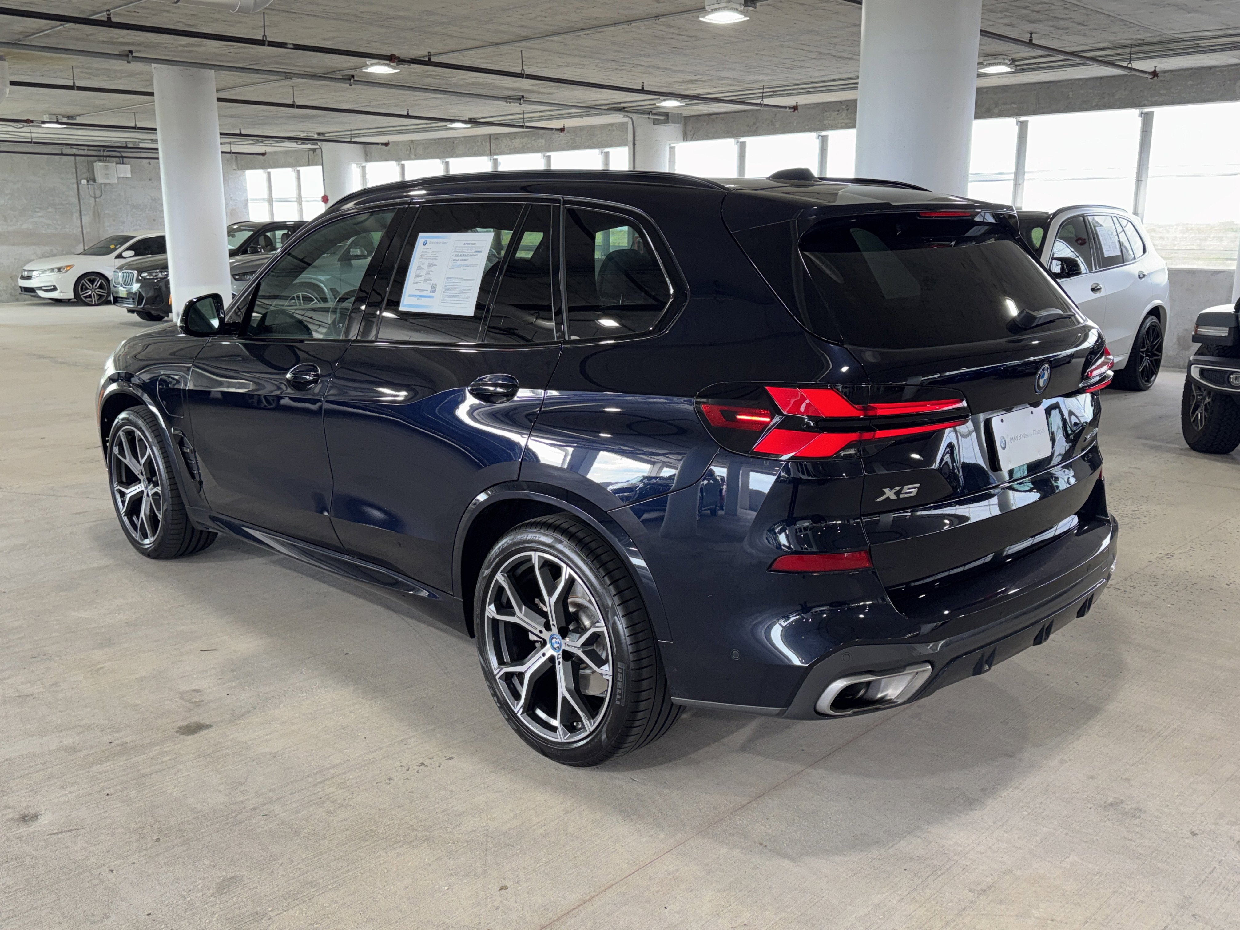 Used 2024 BMW X5 xDrive50e w/ M Sport Package AWD/4WD image 6