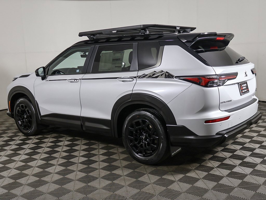 New 2025 Mitsubishi Outlander Trail Edition image 16