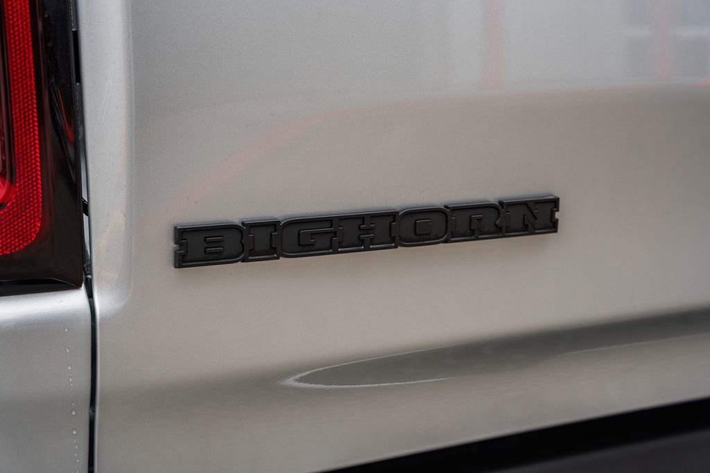 New 2026 RAM 1500 4x4 Crew Cab image 9