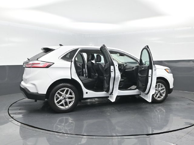 Certified 2024 Ford Edge SEL w/ Convenience Package AWD/4WD image 26