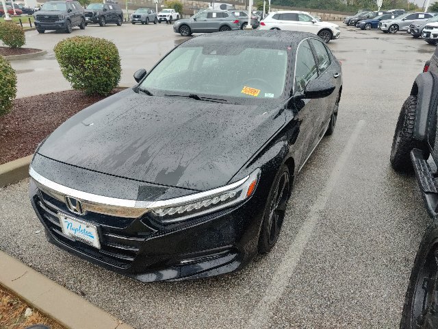 Used 2020 Honda Accord Touring image 4