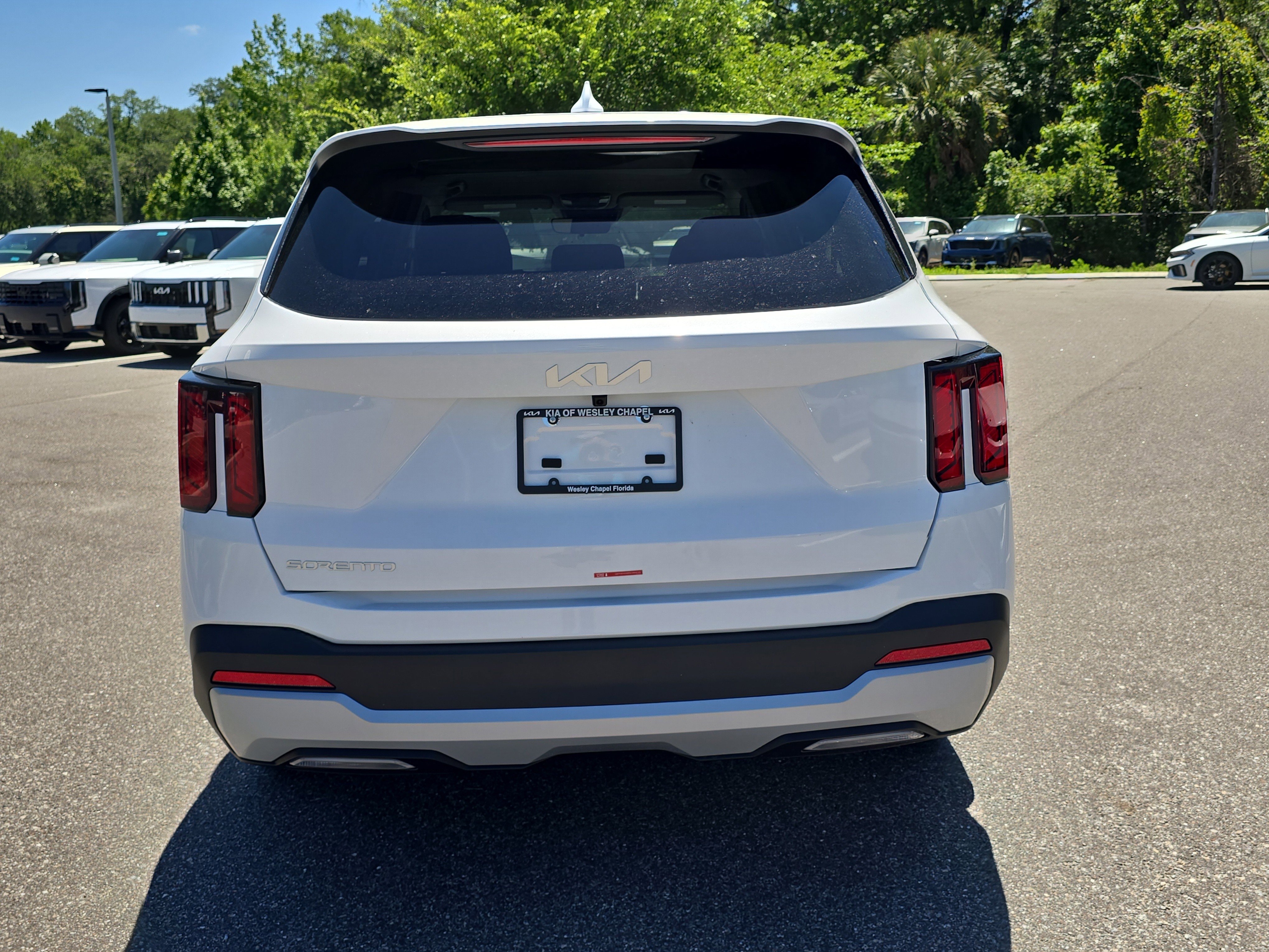 New 2026 Kia Sorento LX FWD image 7