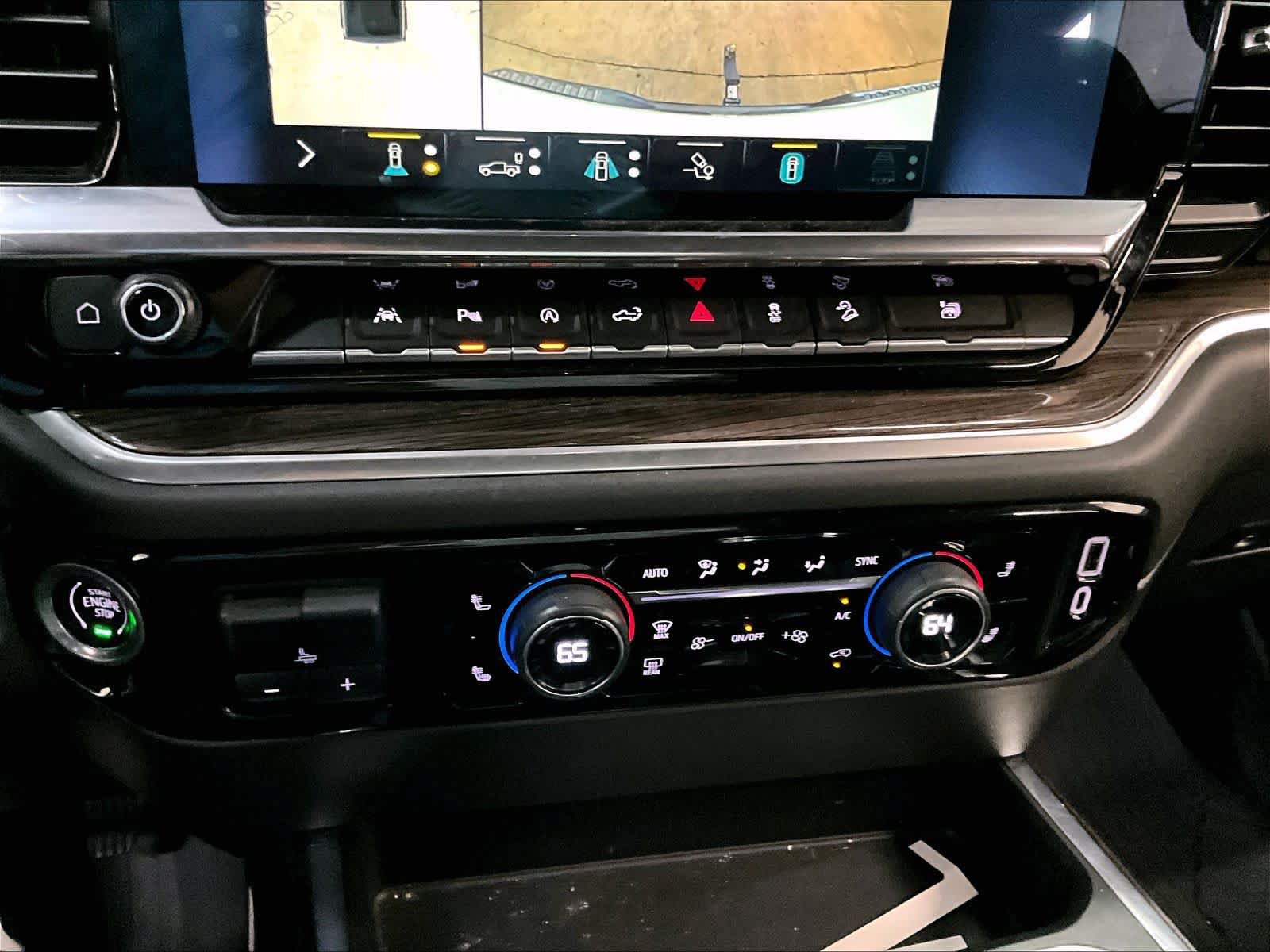 Used 2022 Chevrolet Silverado 1500 LT Trail Boss w/ Convenience Package II AWD/4WD image 34