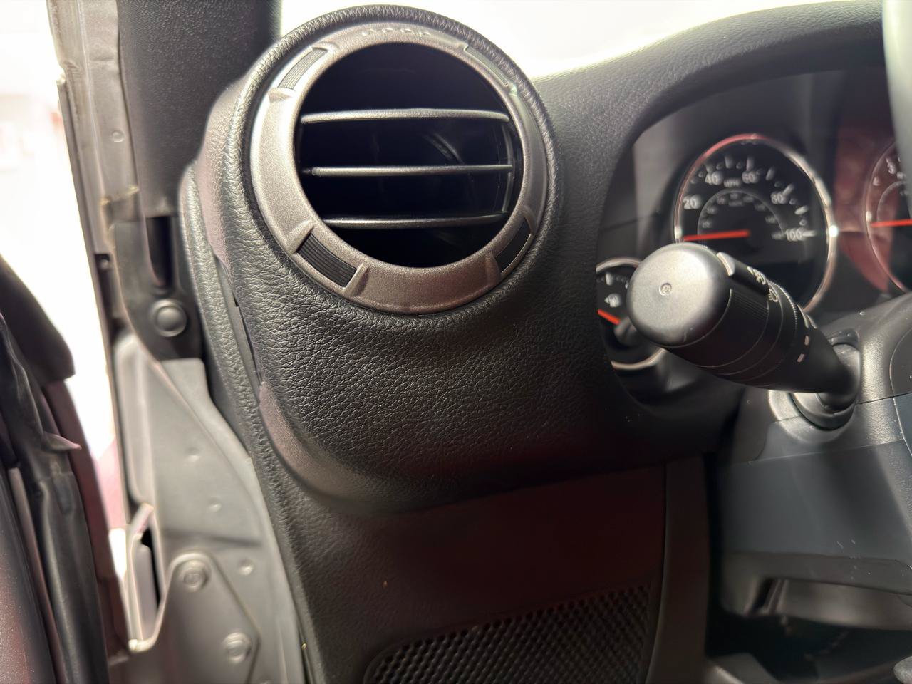 Used 2018 Jeep Wrangler Unlimited Sport AWD/4WD image 16