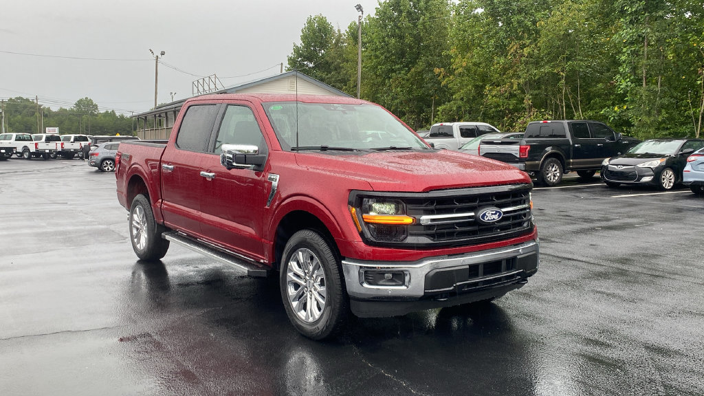 New 2026 Ford F150 XLT w/ Equipment Group 302A MID AWD/4WD image 3