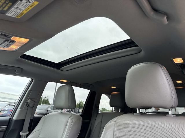 Used 2018 Toyota Highlander Limited AWD/4WD image 10
