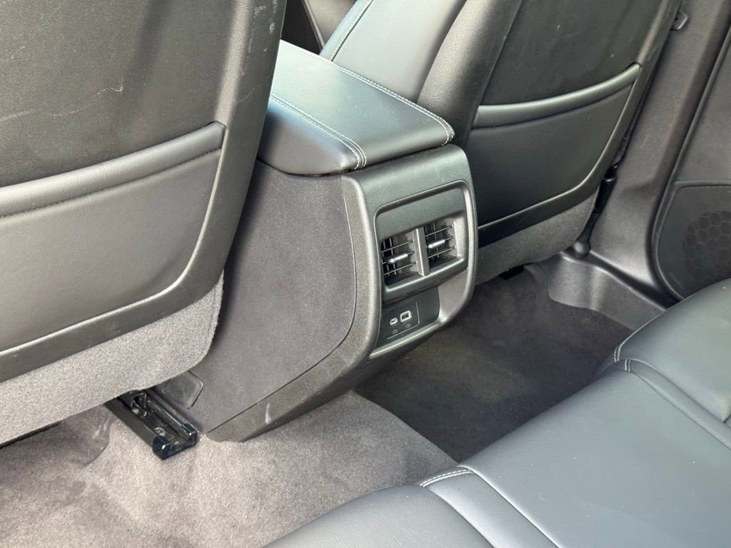 Certified 2024 Cadillac XT4 Premium Luxury image 28