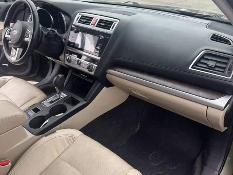 Used 2015 Subaru Outback 2.5i Limited image 32