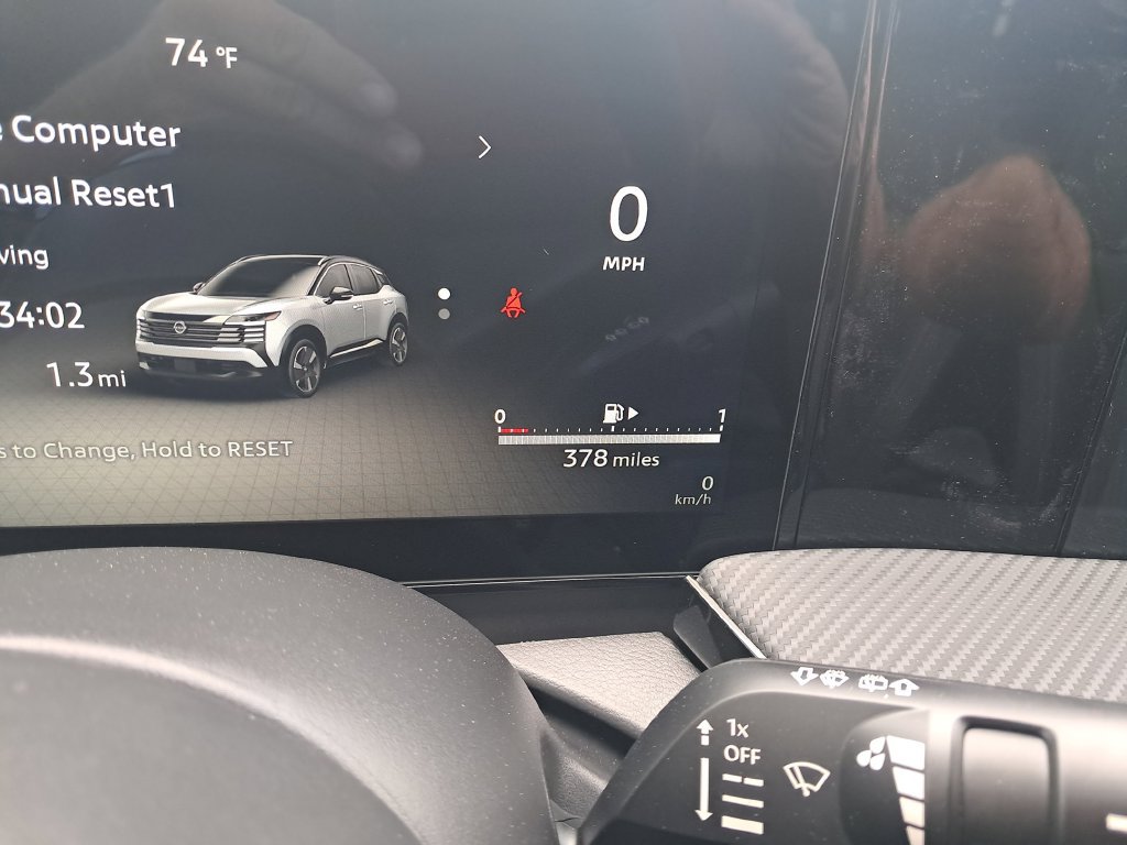 New 2026 Nissan Kicks SR w/ SR Premium Package FWD image 34