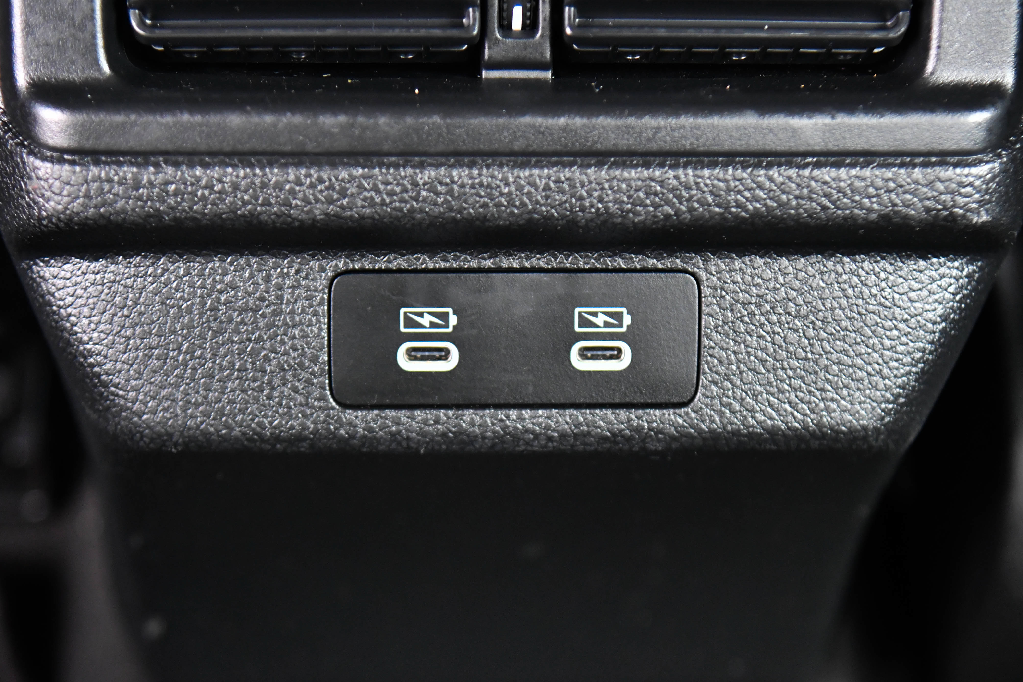 Used 2025 Honda Accord SE image 36
