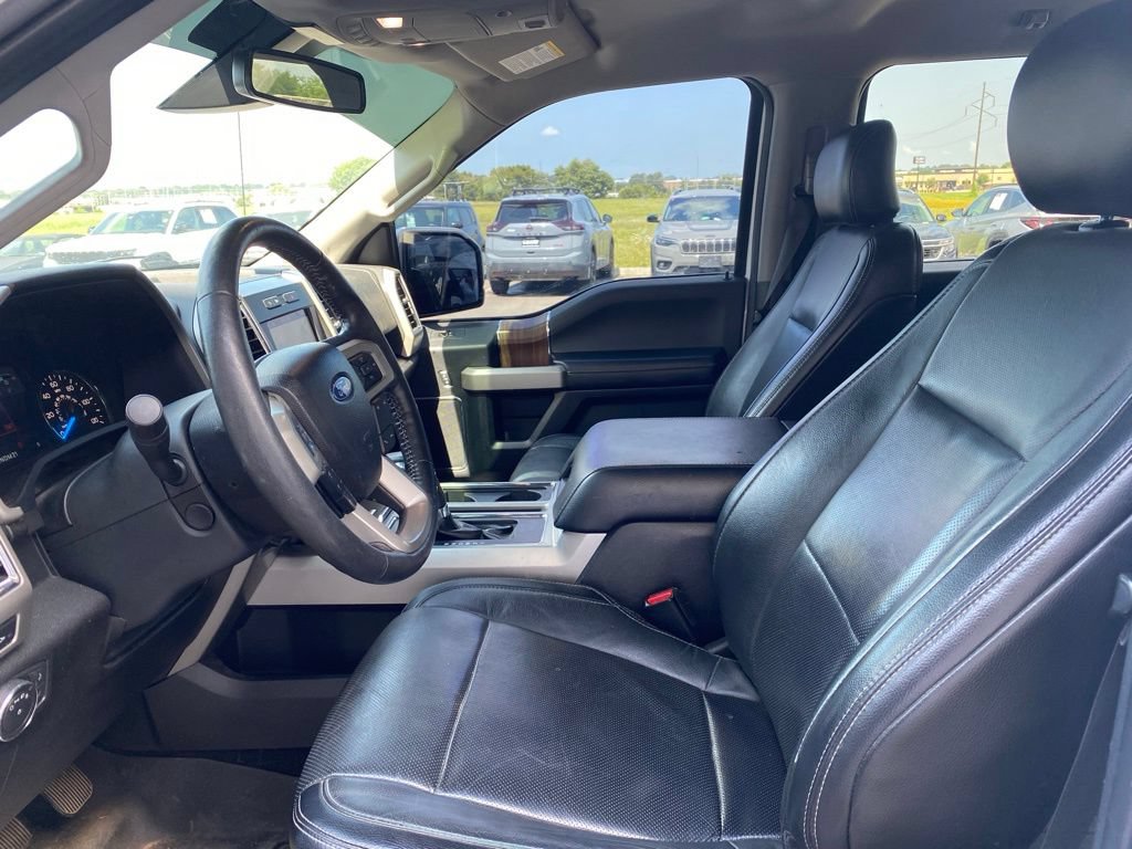 Used 2017 Ford F150 Lariat w/ Equipment Group 502A Luxury AWD/4WD image 10