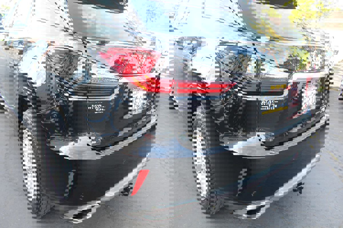 Used 2016 Lexus RX 350 FWD w/ Premium Package image 16