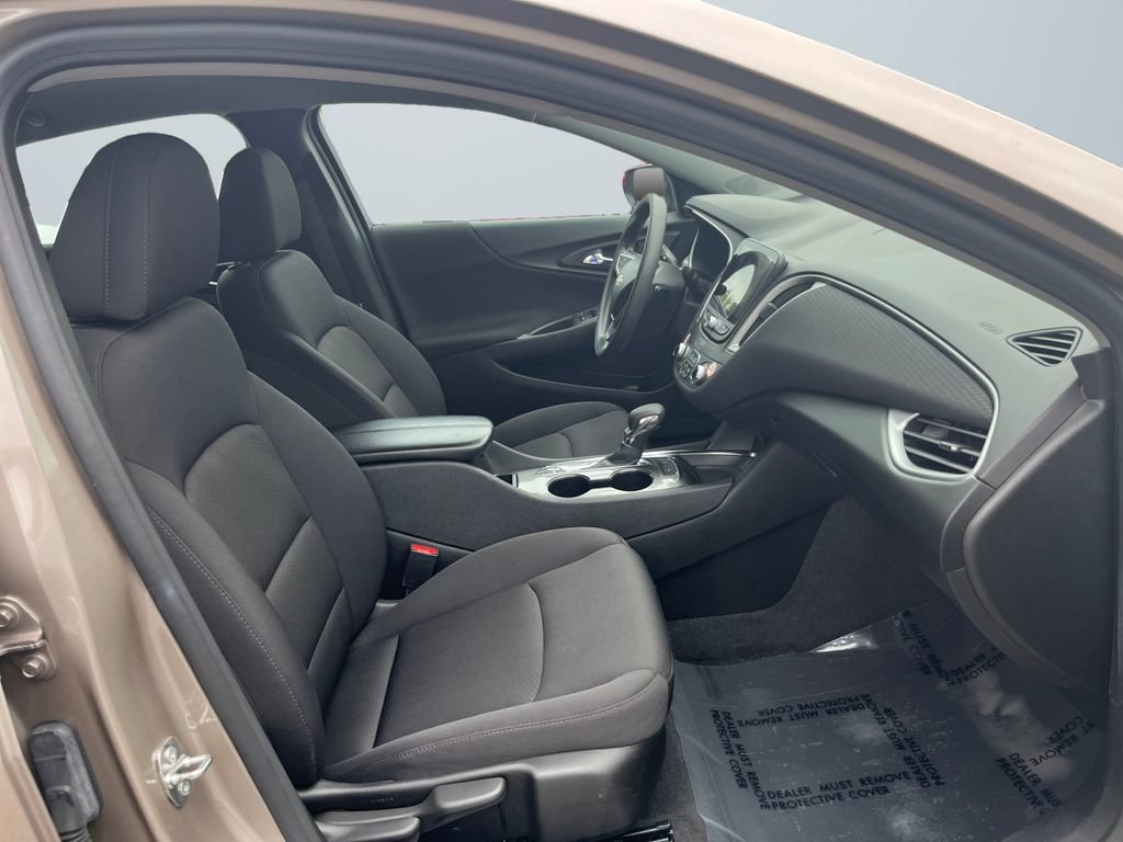 Used 2024 Chevrolet Malibu LT FWD image 15