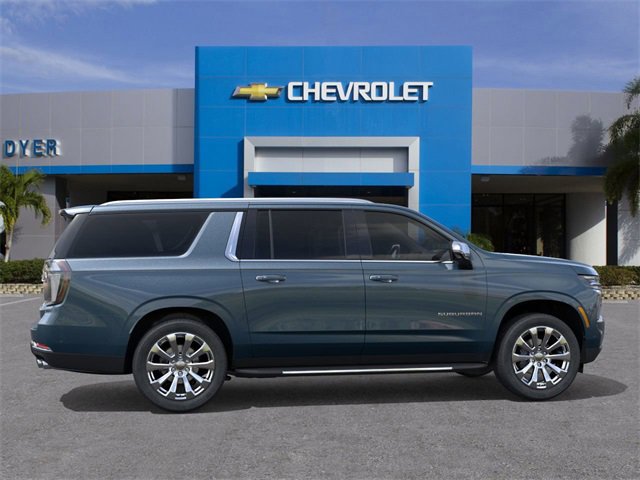 New 2026 Chevrolet Suburban Premier image 6