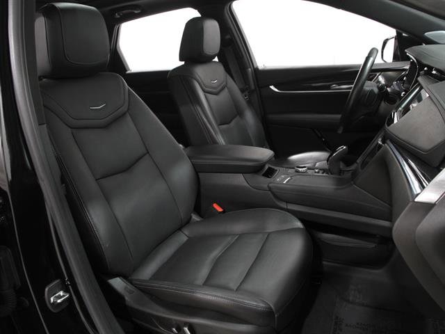 Certified 2023 Cadillac XT5 Premium Luxury image 18