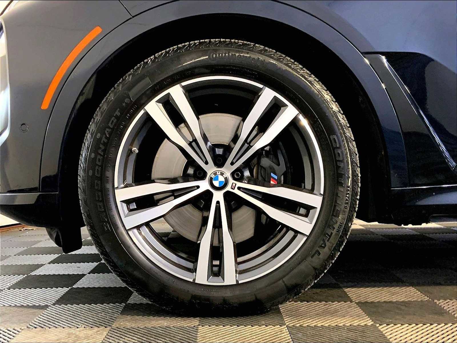 Used 2024 BMW X7 M60i w/ Executive Package image 11