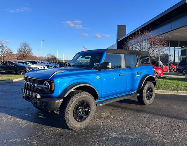 Used 2023 Ford Bronco Wildtrak image 4
