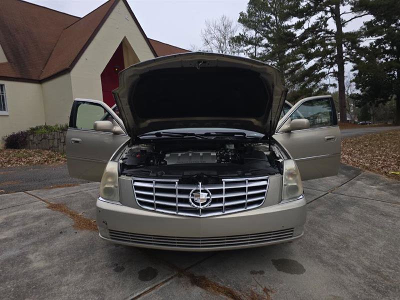 Used 2007 Cadillac DTS FWD image 20