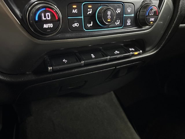 Used 2017 Chevrolet Silverado 1500 LT w/ All Star Edition AWD/4WD image 43