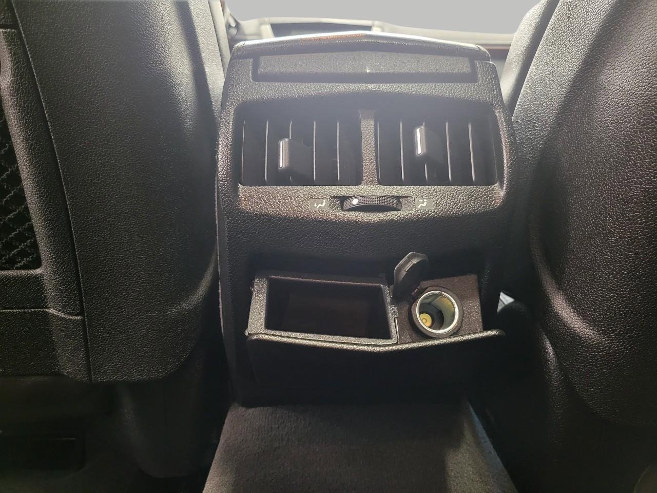 Used 2010 Cadillac CTS Luxury AWD/4WD image 23