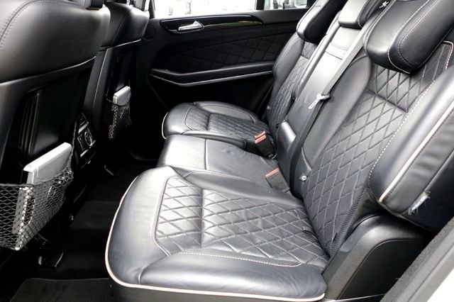 Used 2013 Mercedes-Benz GL 550 4MATIC image 25