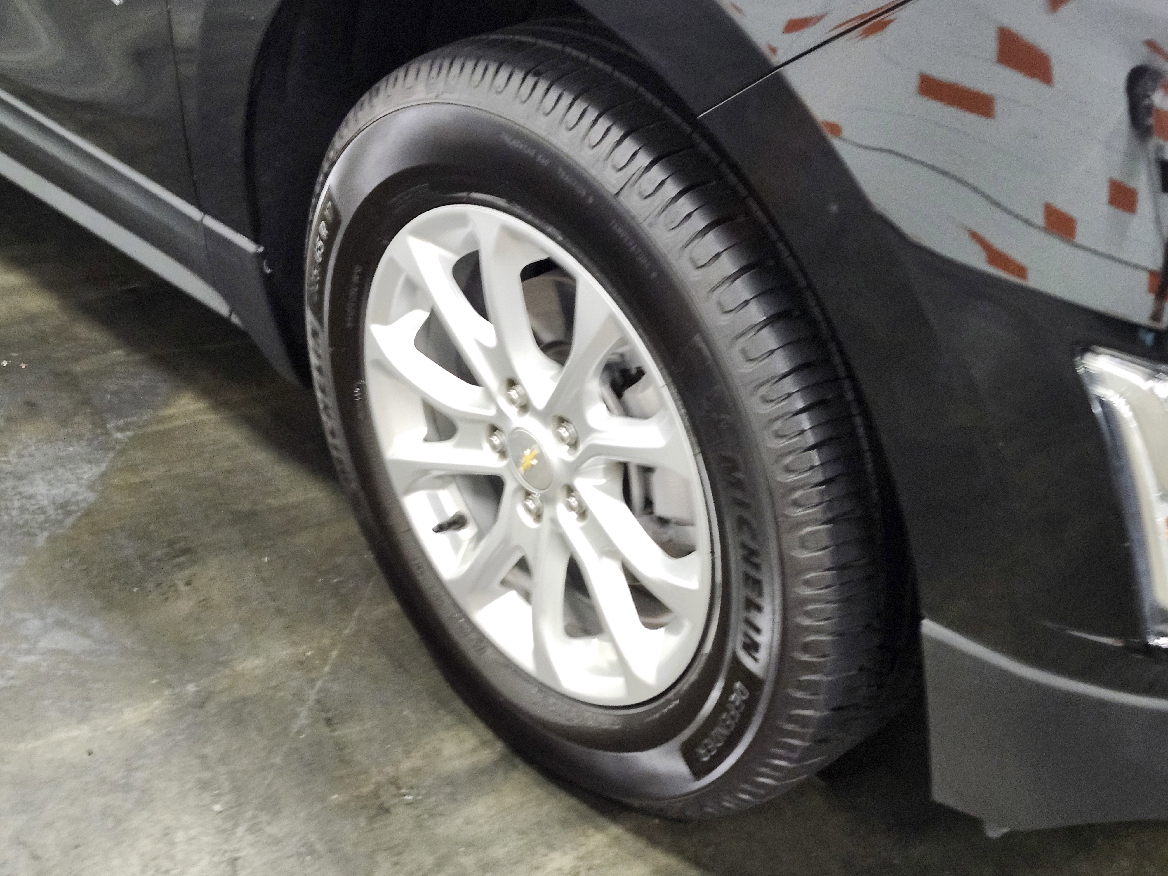 Used 2021 Chevrolet Equinox LS image 7