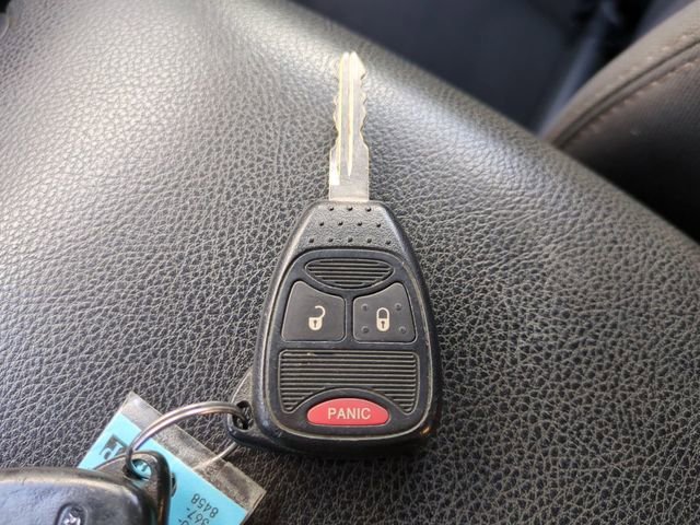 Used 2017 Jeep Wrangler Unlimited Sahara w/ Connectivity Group image 30