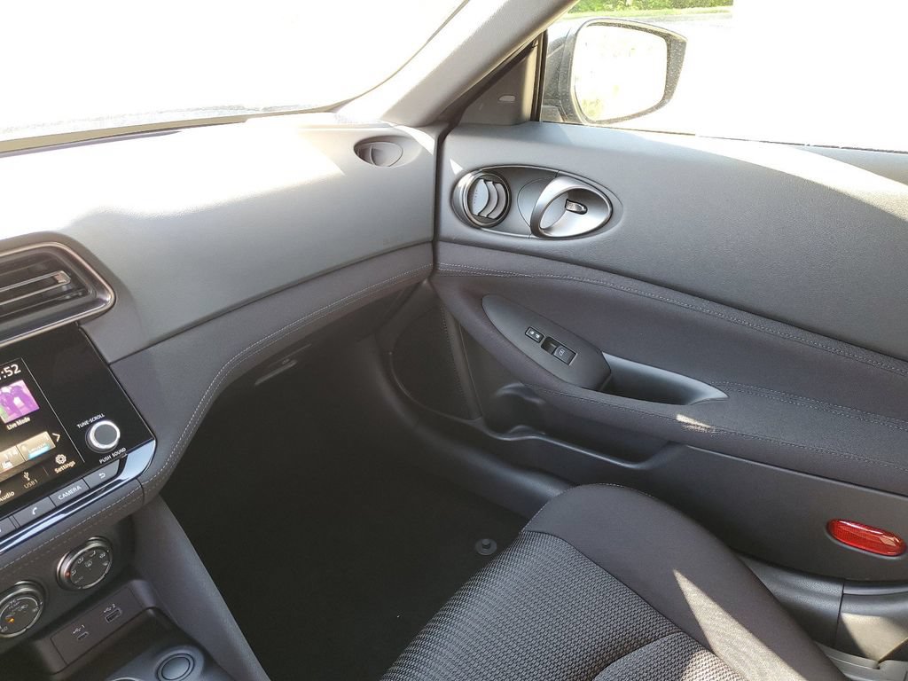 New 2026 Nissan Z Sport w/ Floor Mat Package RWD image 31
