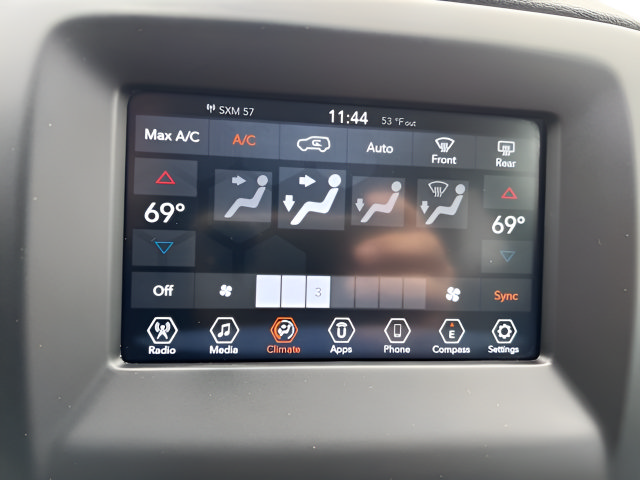 Used 2019 Jeep Compass Latitude AWD/4WD image 15