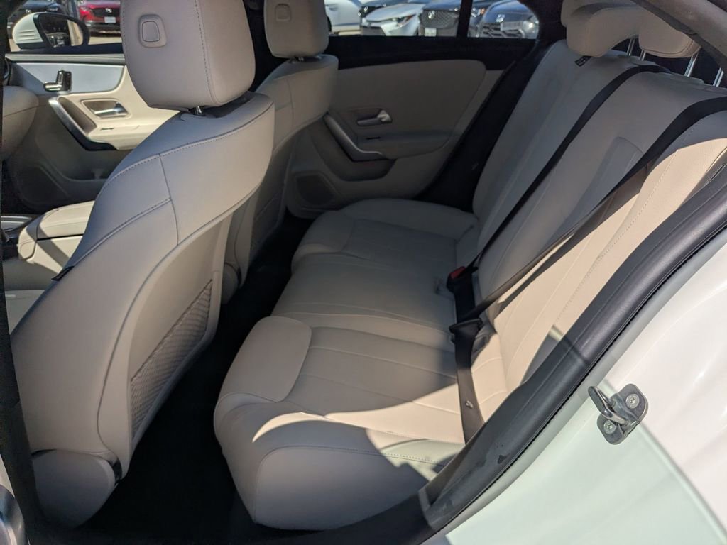 Used 2025 Mercedes-Benz CLA 250 image 26
