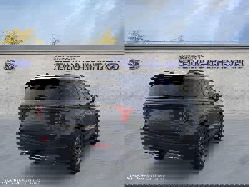 New 2026 Ford Explorer Active w/ Active Comfort Package image 8