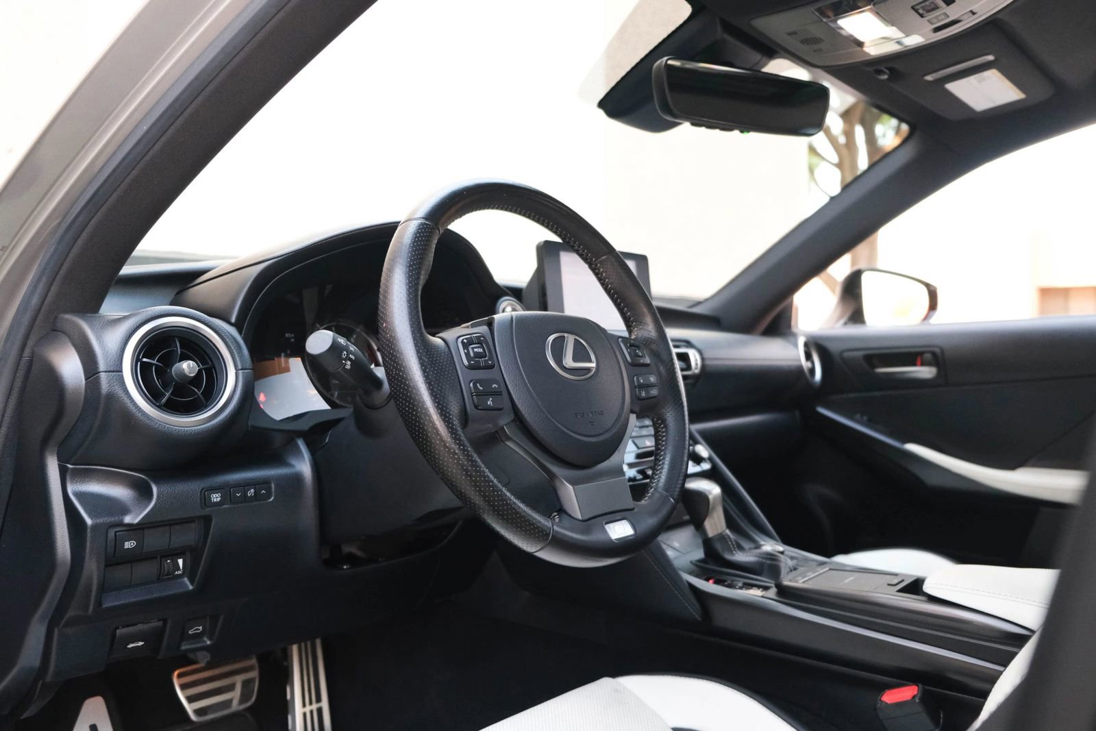 Used 2022 Lexus IS 350 F Sport w/ Accessory Package image 20