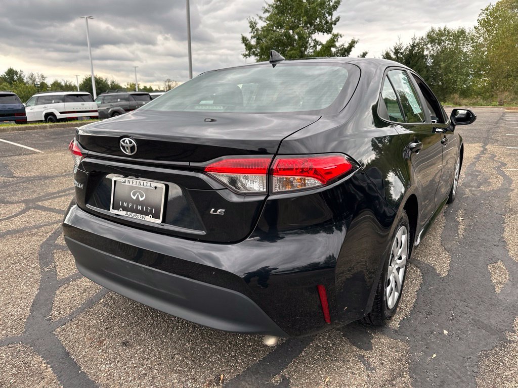 Used 2024 Toyota Corolla LE FWD image 11