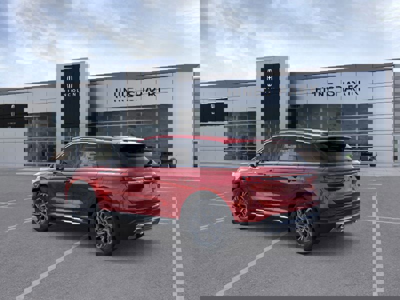 New 2026 Lincoln Corsair Premiere image 4