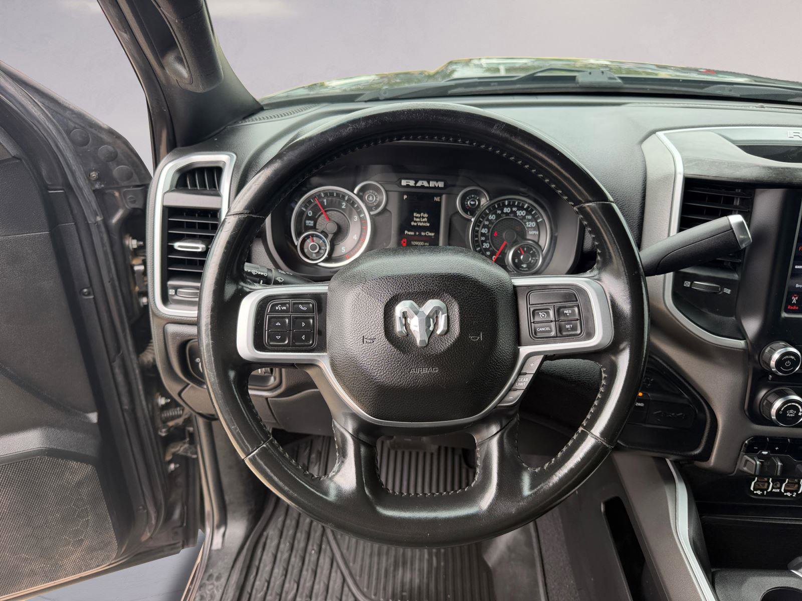 Used 2021 RAM 2500 Lone Star w/ Night Edition AWD/4WD image 12