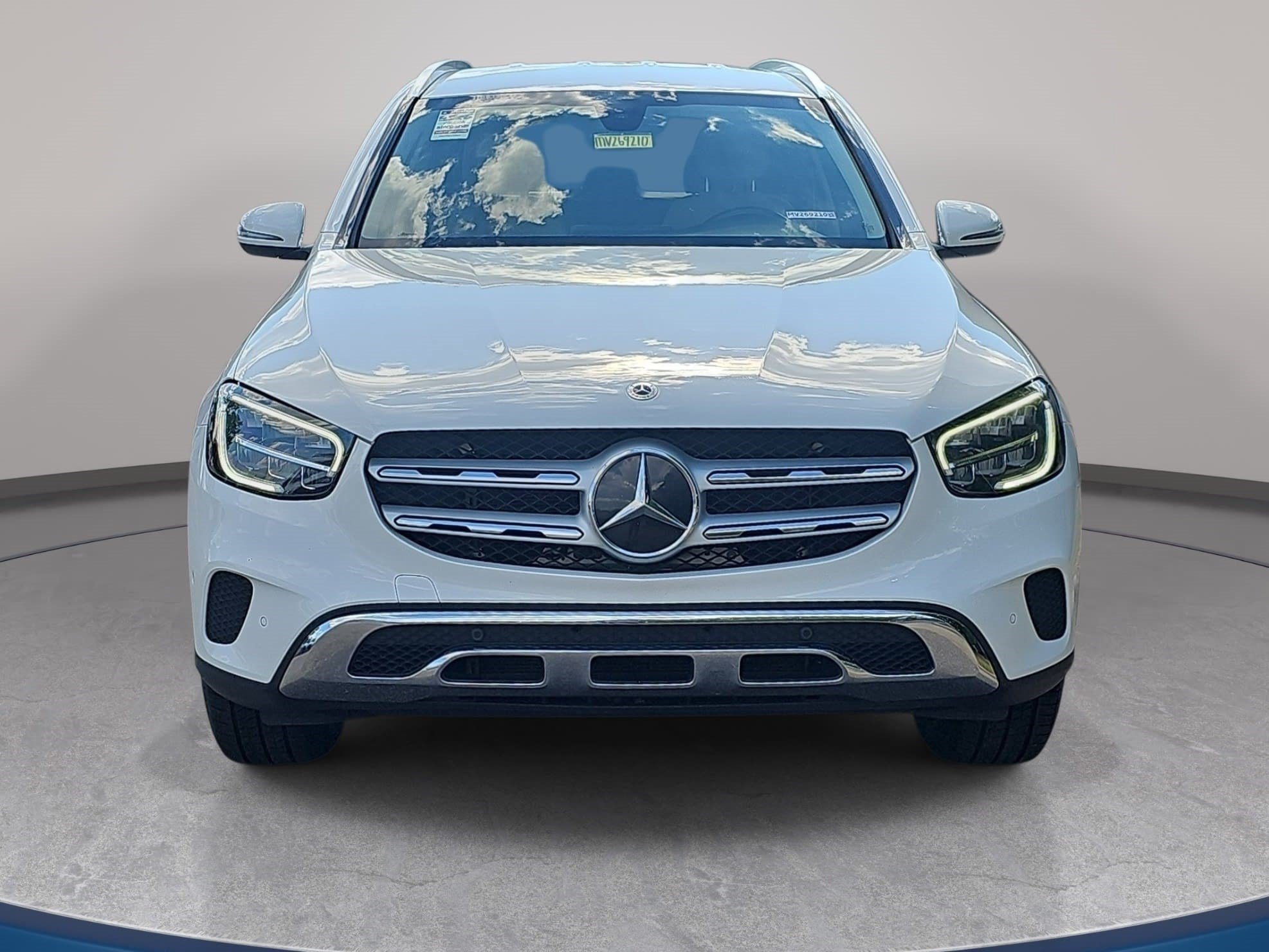 Used 2021 Mercedes-Benz GLC 300 image 2