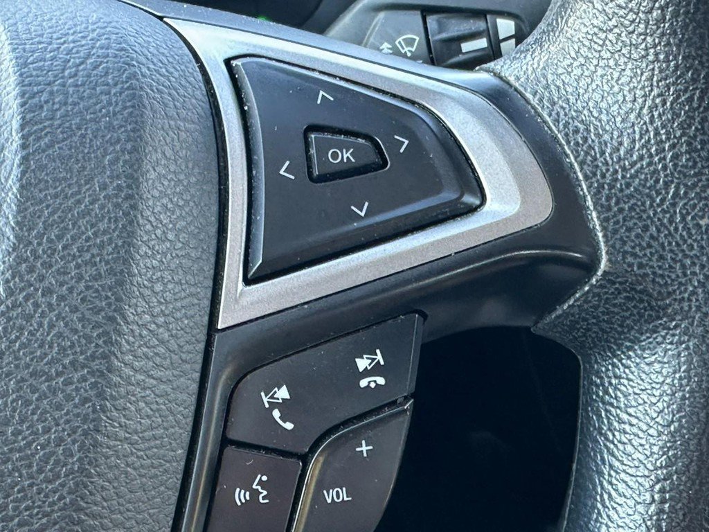 Used 2019 Ford Fusion SE image 19